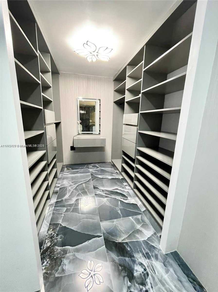 Small Image of 7545 EAST TREASURE DR #10H, North Bay Village Number 22