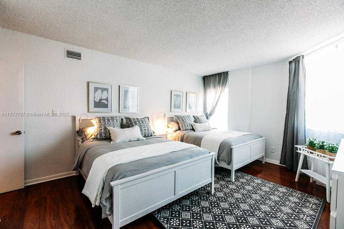 Small Image of 19370 COLLINS AVE #326, Sunny Isles Beach Number 19