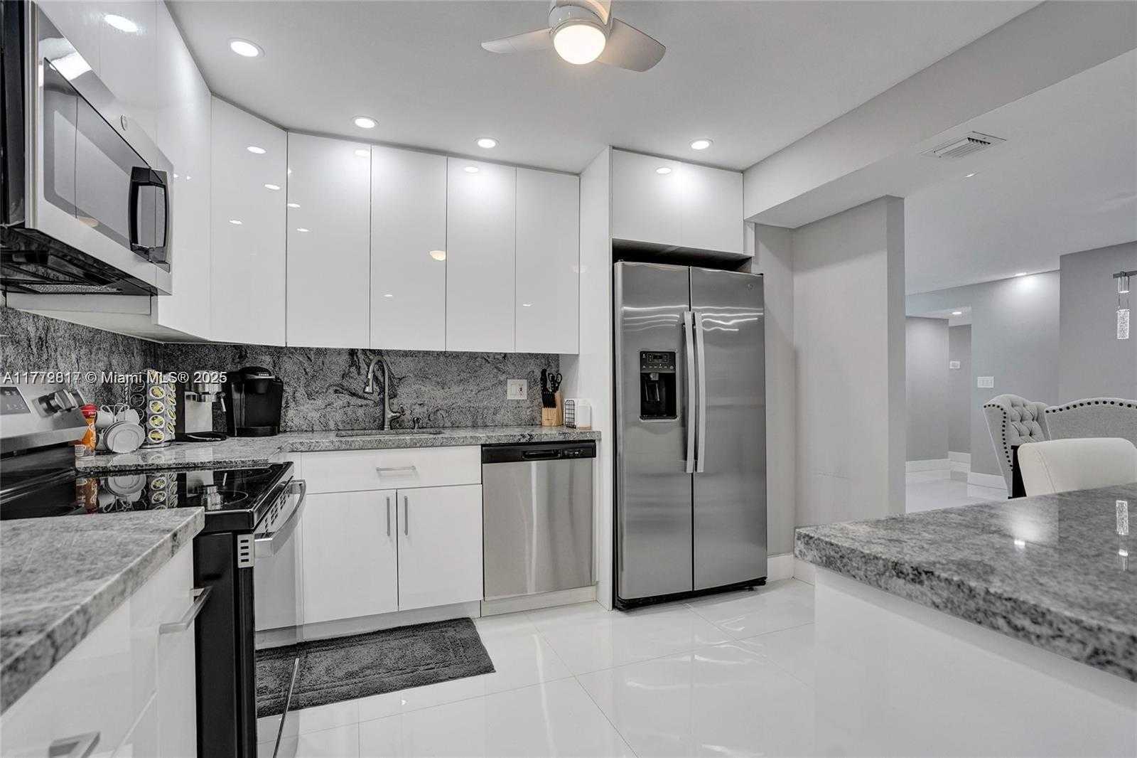 Small Image of 2301 SOUTH OCEAN DR #1007, Hollywood Number 13