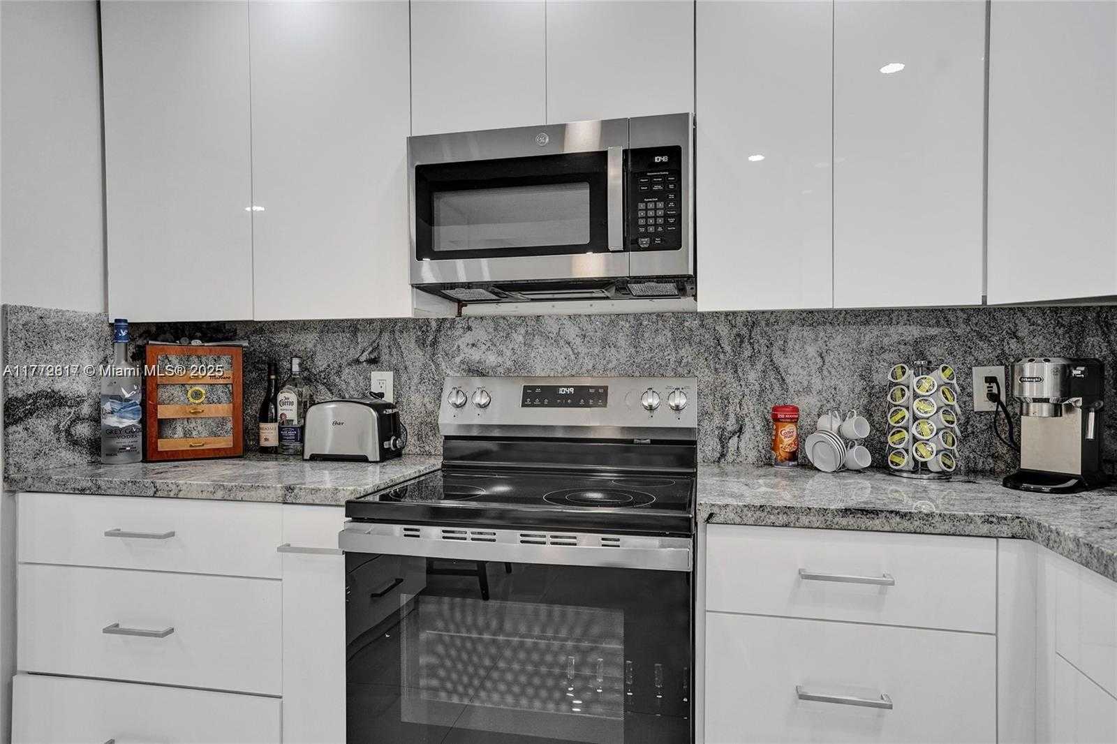 Small Image of 2301 SOUTH OCEAN DR #1007, Hollywood Number 15