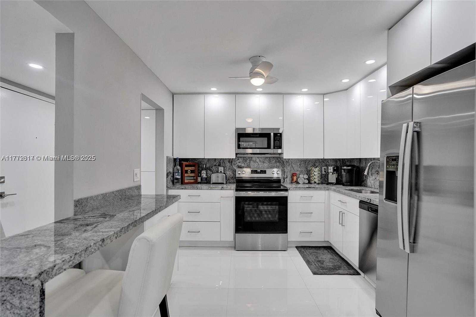 Small Image of 2301 SOUTH OCEAN DR #1007, Hollywood Number 19