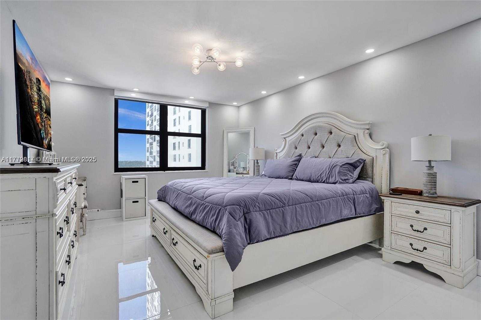 Small Image of 2301 SOUTH OCEAN DR #1007, Hollywood Number 23
