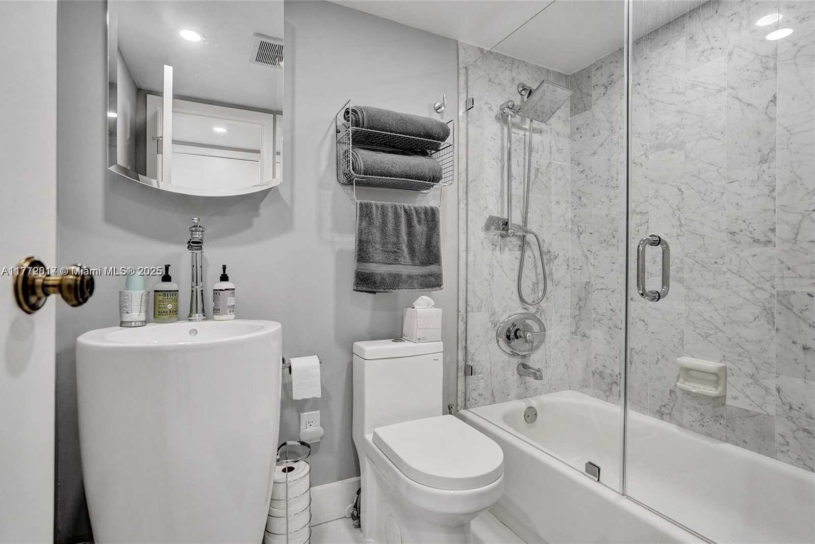 Small Image of 2301 SOUTH OCEAN DR #1007, Hollywood Number 34