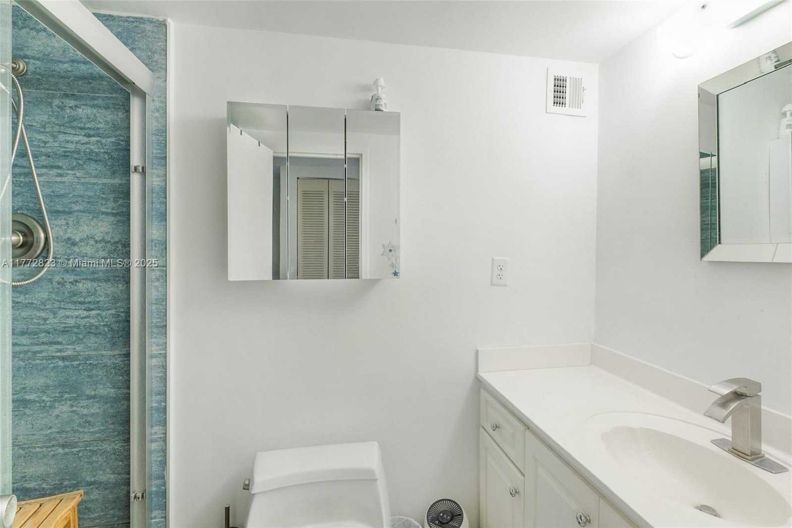 Small Image of 1865 79TH ST CSWY #15N, North Bay Village Number 6