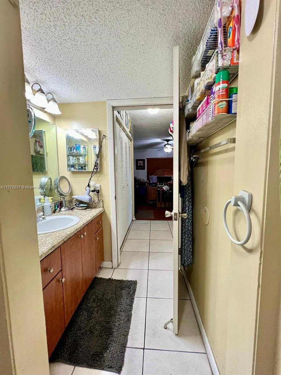 Small Image of 18810 NORTH WEST 57TH AVE #102, Hialeah Number 9
