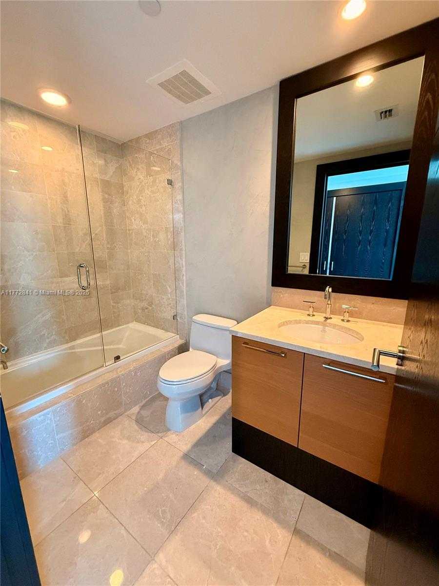 Small Image of 17001 COLLINS AVE #2508, Sunny Isles Beach Number 13