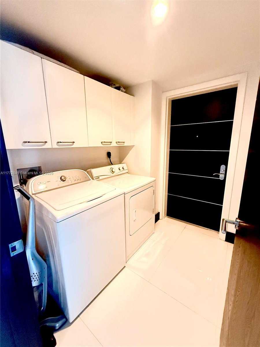 Small Image of 17001 COLLINS AVE #2508, Sunny Isles Beach Number 19