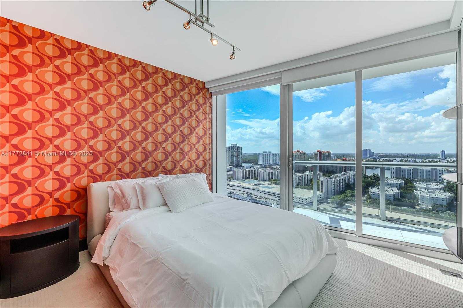 Small Image of 17001 COLLINS AVE #2508, Sunny Isles Beach Number 25