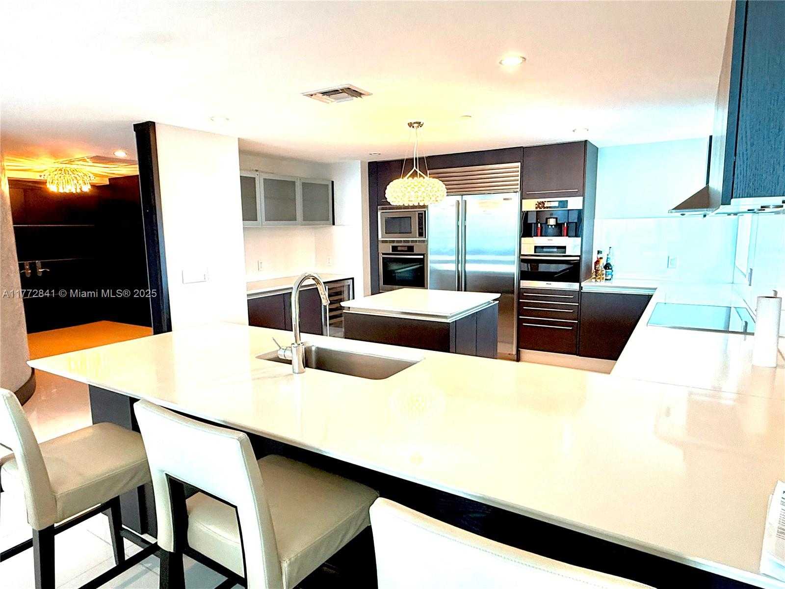 Small Image of 17001 COLLINS AVE #2508, Sunny Isles Beach Number 7