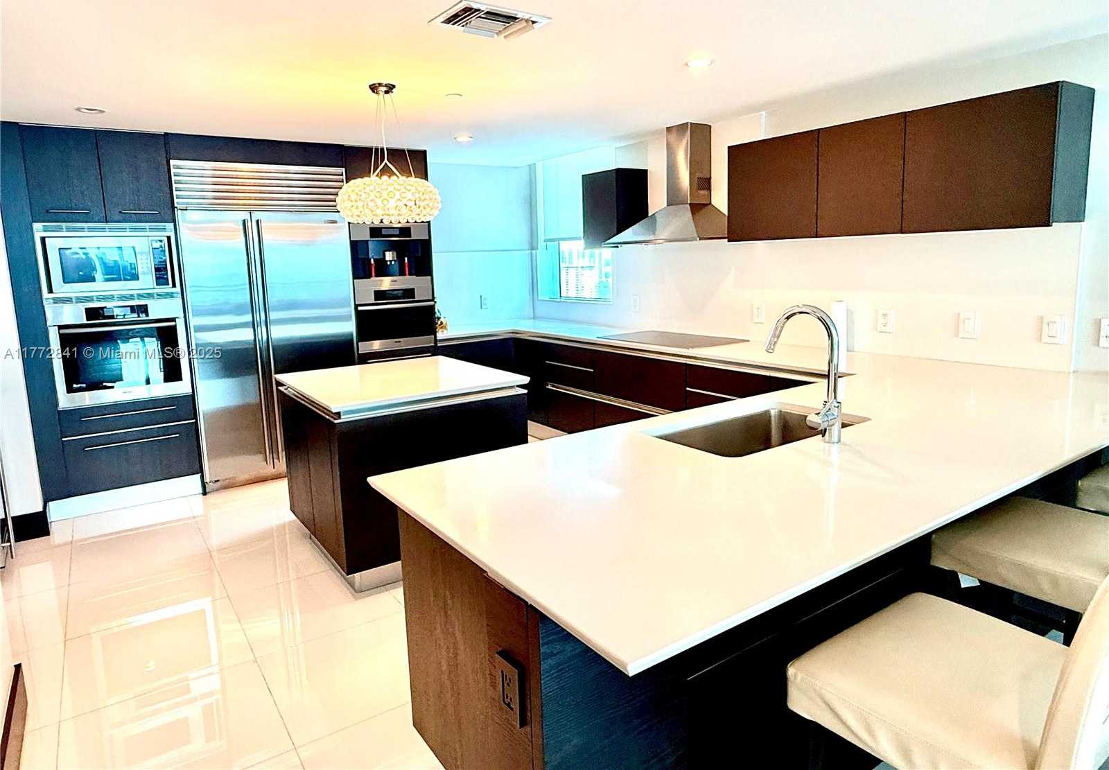 Small Image of 17001 COLLINS AVE #2508, Sunny Isles Beach Number 8