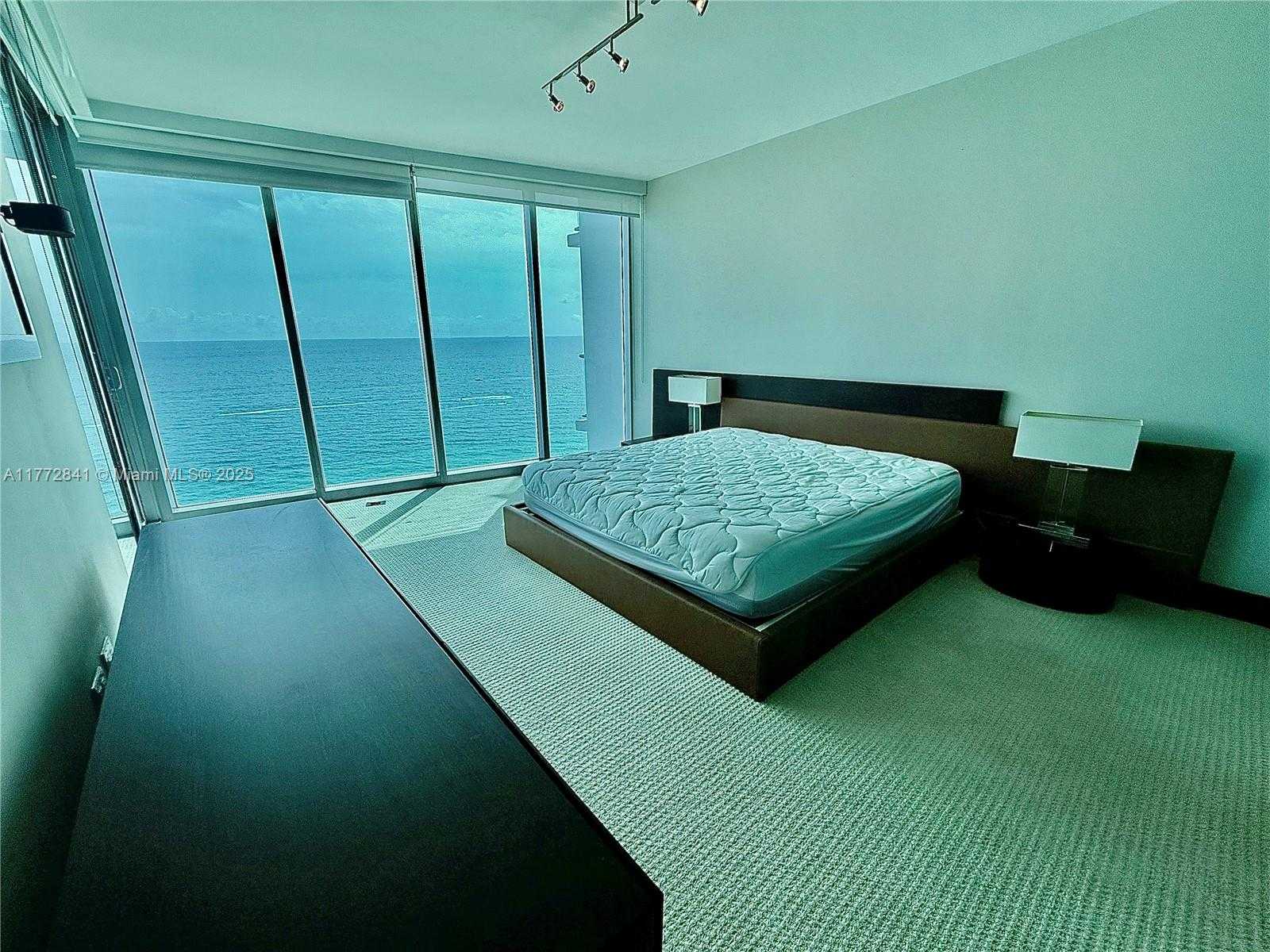 Small Image of 17001 COLLINS AVE #2508, Sunny Isles Beach Number 9