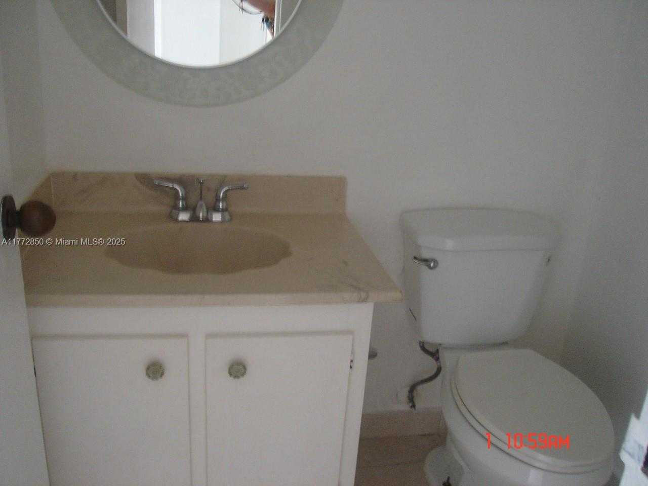 Small Image of 16909 NORTH BAY RD #319, Sunny Isles Beach Number 13