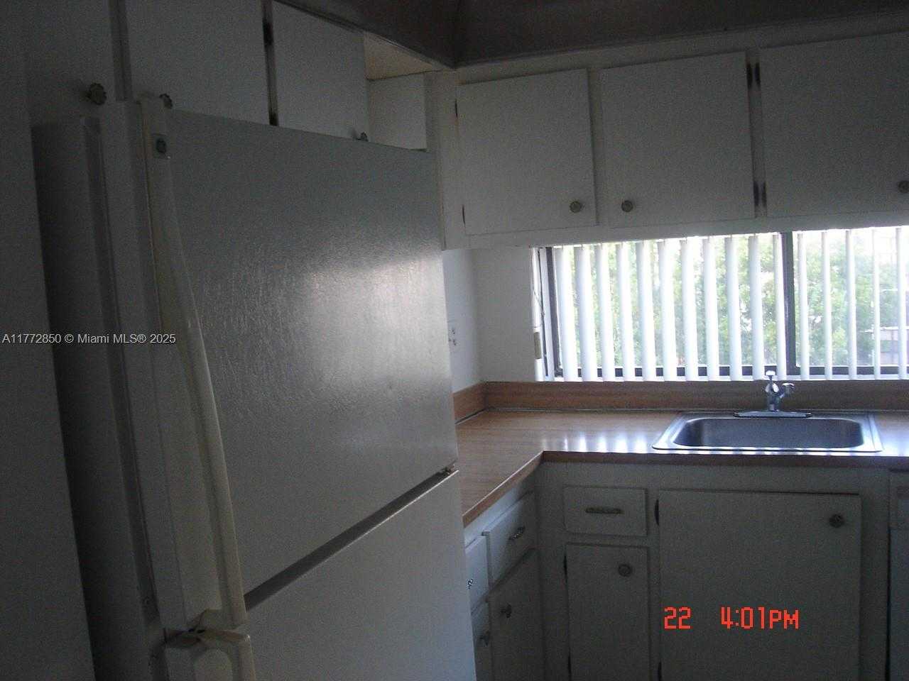 Small Image of 16909 NORTH BAY RD #319, Sunny Isles Beach Number 18
