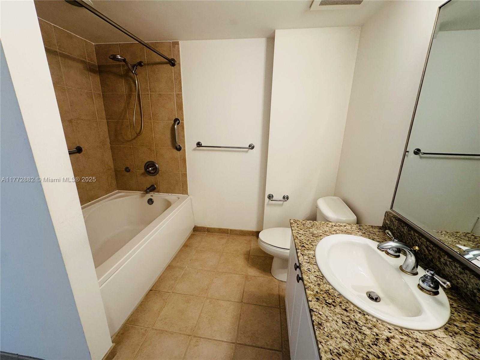 Small Image of 19501 WEST COUNTRY CLUB DR #1006, Aventura Number 27