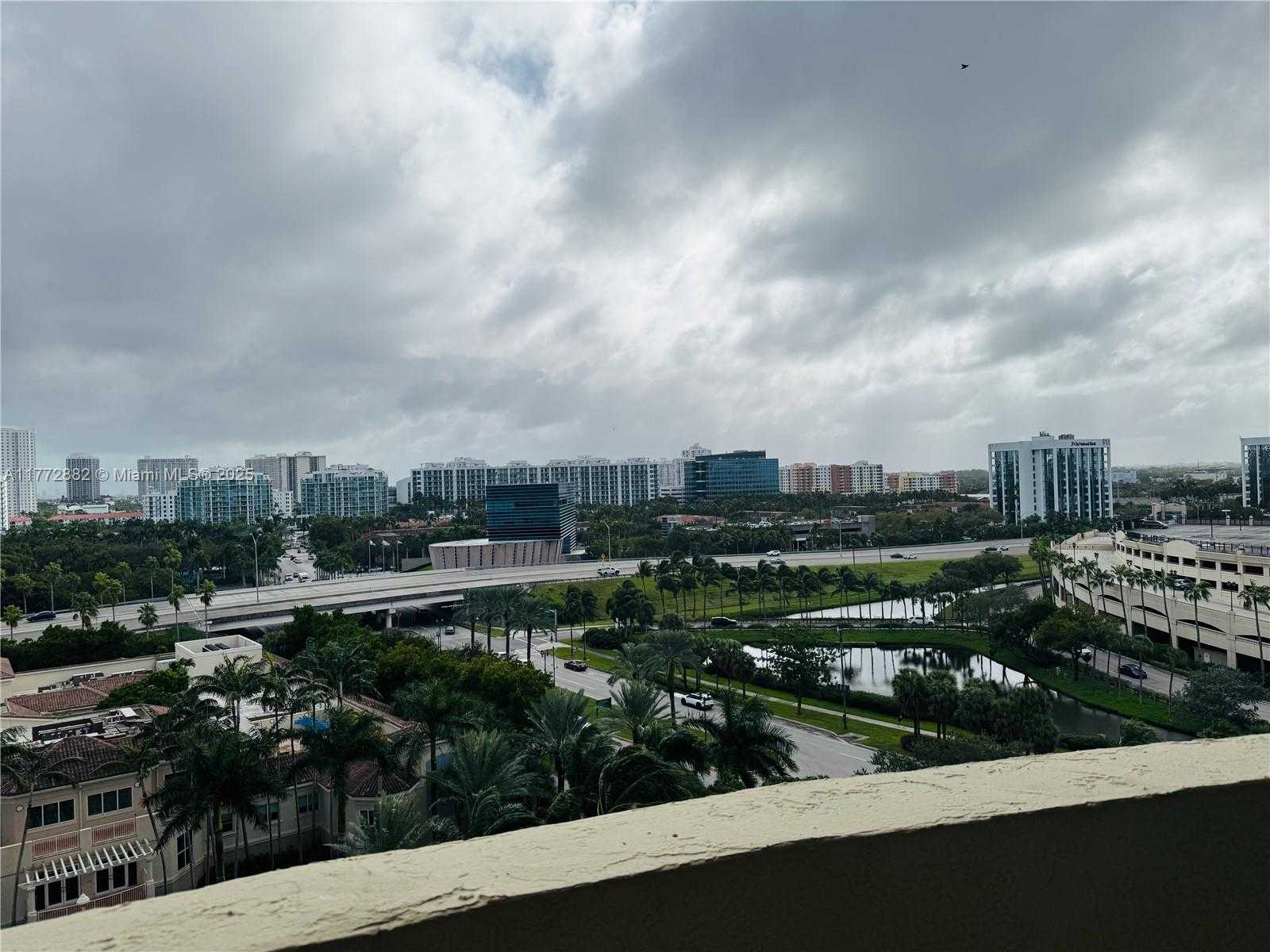 Small Image of 19501 WEST COUNTRY CLUB DR #1006, Aventura Number 40