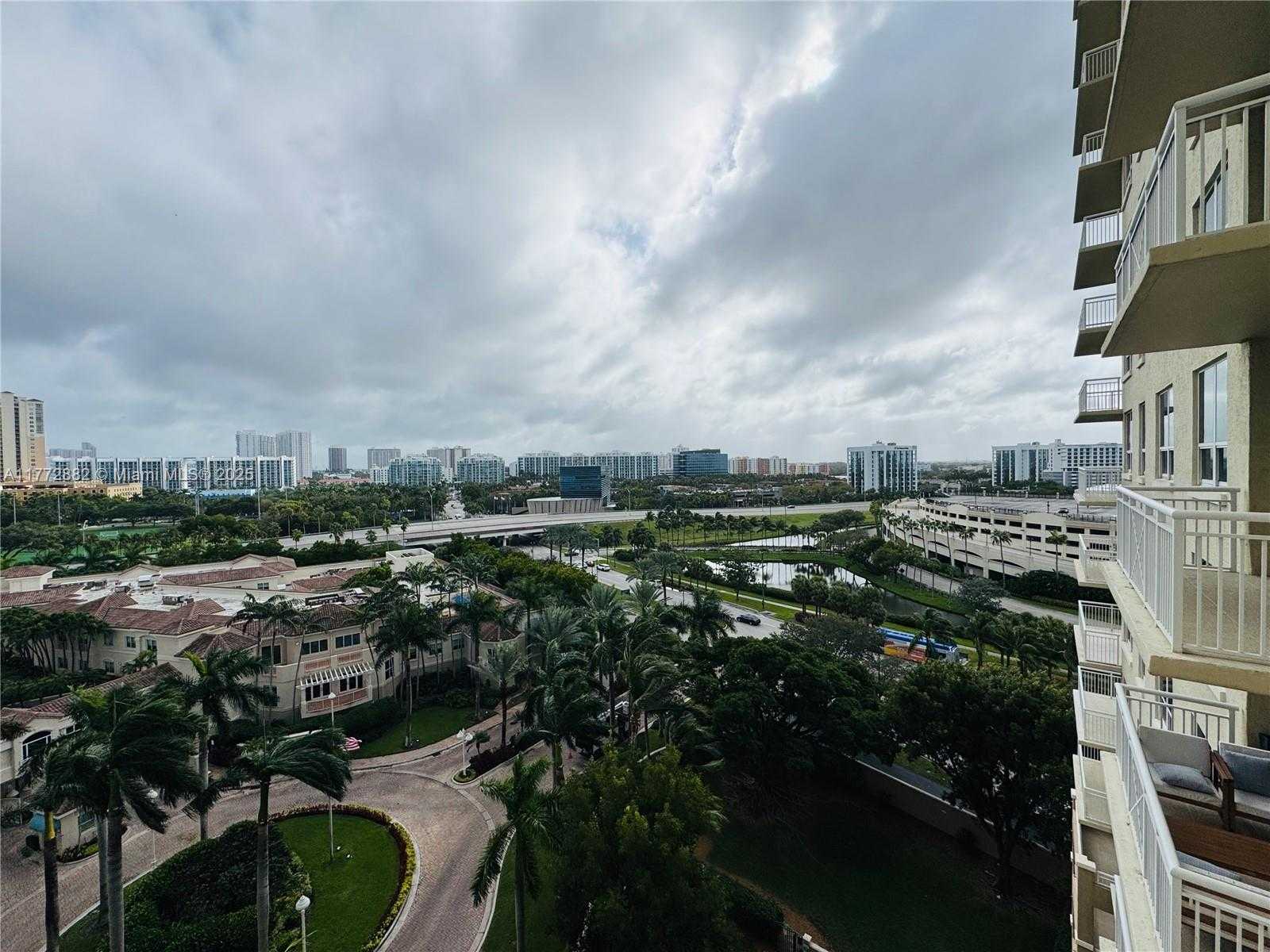 Small Image of 19501 WEST COUNTRY CLUB DR #1006, Aventura Number 41