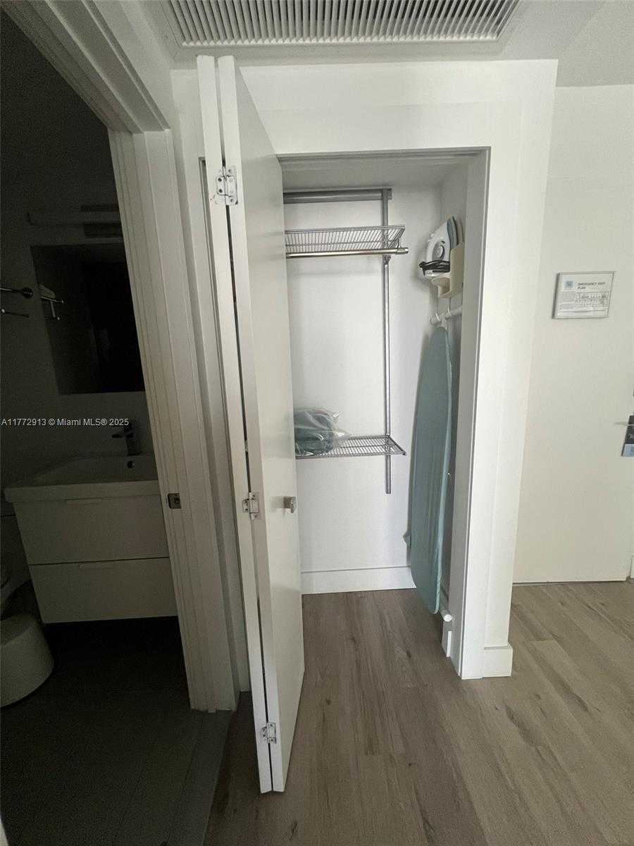 Small Image of 6080 COLLINS AVE #304, Miami Beach Number 19