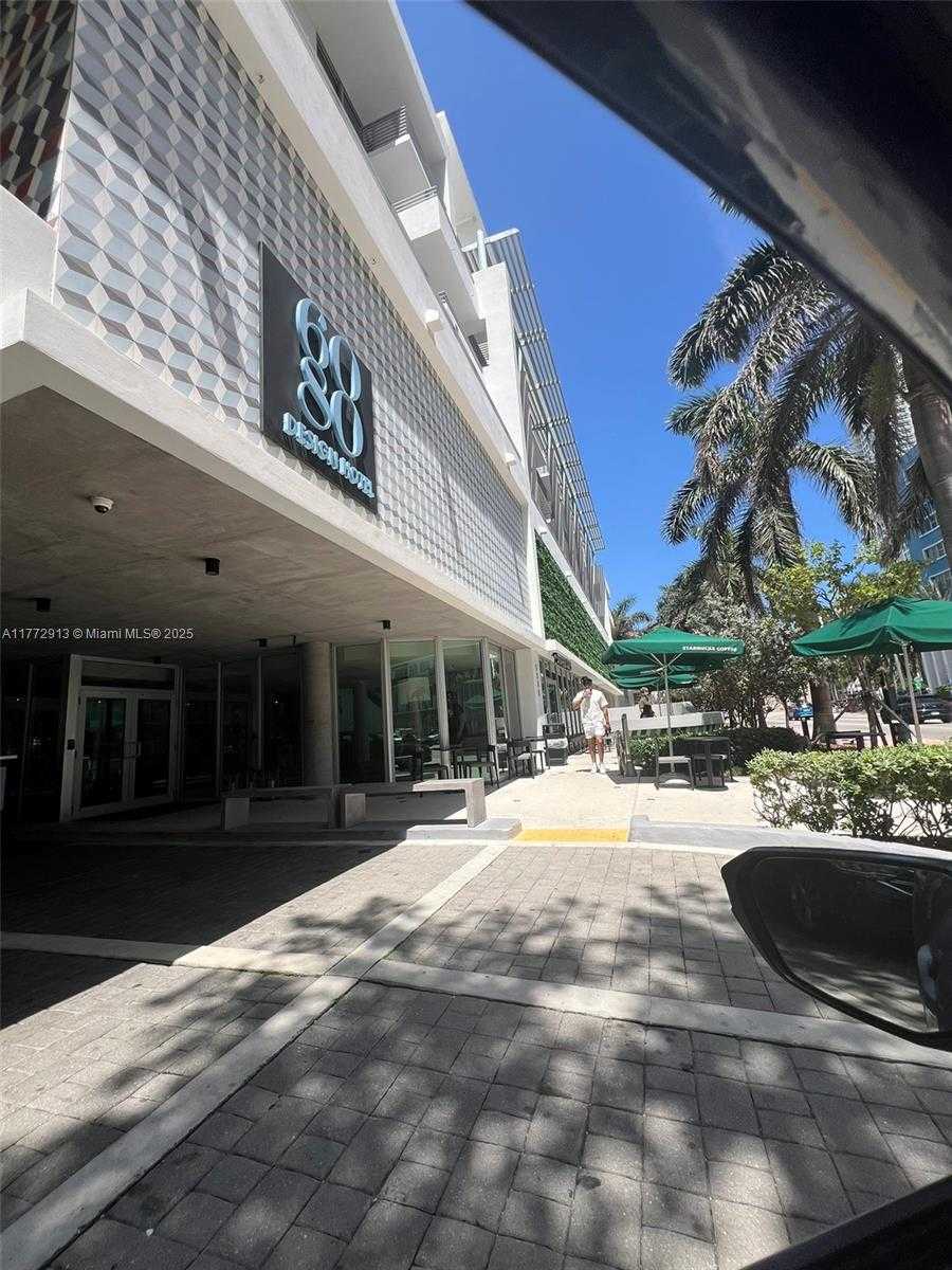 Small Image of 6080 COLLINS AVE #304, Miami Beach Number 3