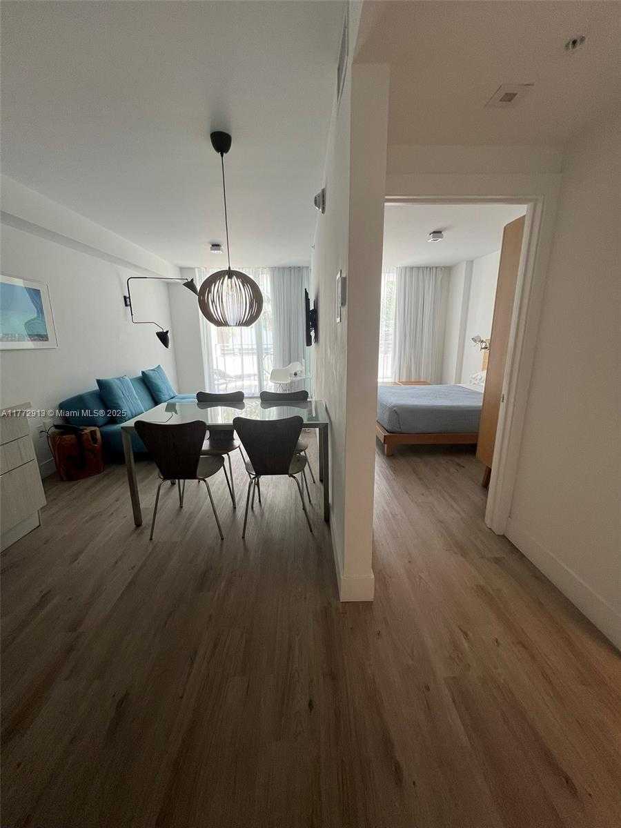Small Image of 6080 COLLINS AVE #304, Miami Beach Number 9