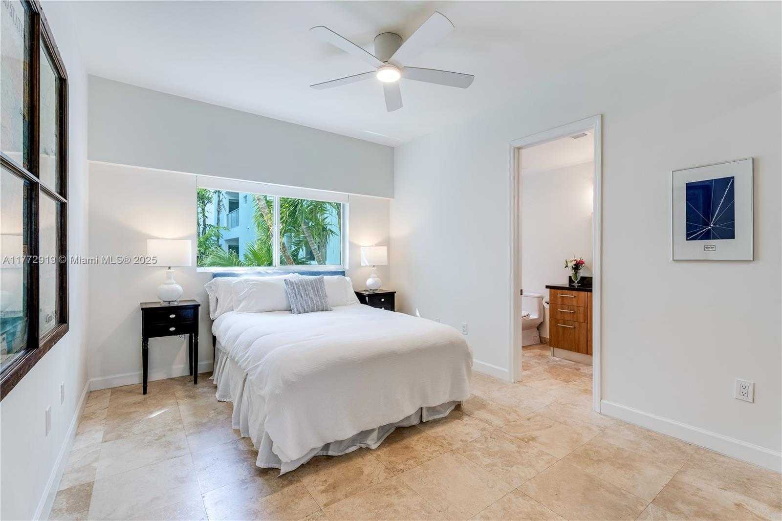 Small Image of 2699 TIGERTAIL AVE #23, Coconut Grove Number 28