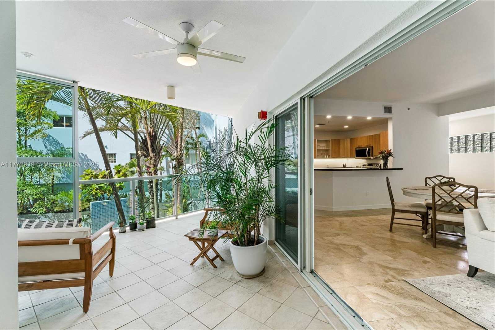 Small Image of 2699 TIGERTAIL AVE #23, Coconut Grove Number 35