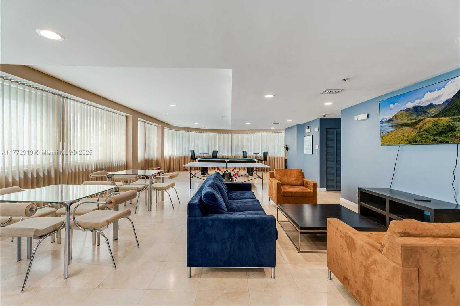 Small Image of 2699 TIGERTAIL AVE #23, Coconut Grove Number 43