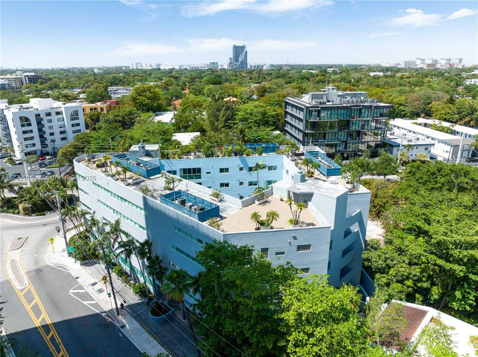 Small Image of 2699 TIGERTAIL AVE #23, Coconut Grove Number 51