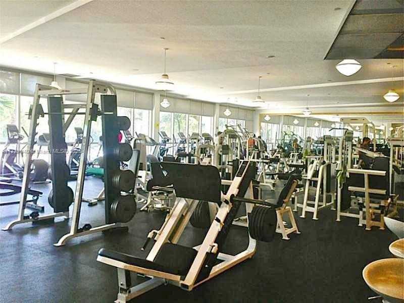 Small Image of 1000 WEST AVE #727, Miami Beach Number 21