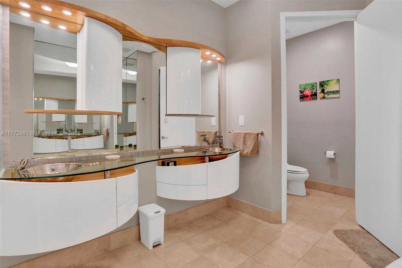 Small Image of 18101 COLLINS AVE #5104, Sunny Isles Beach Number 26