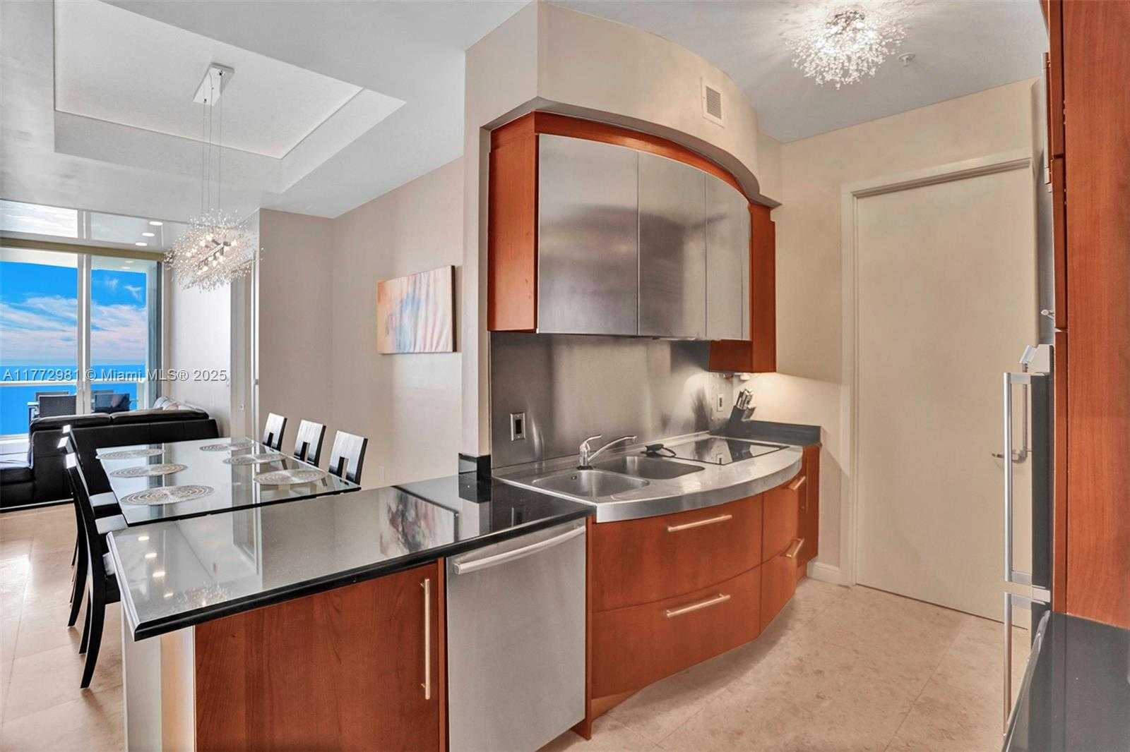 Small Image of 18101 COLLINS AVE #5104, Sunny Isles Beach Number 34