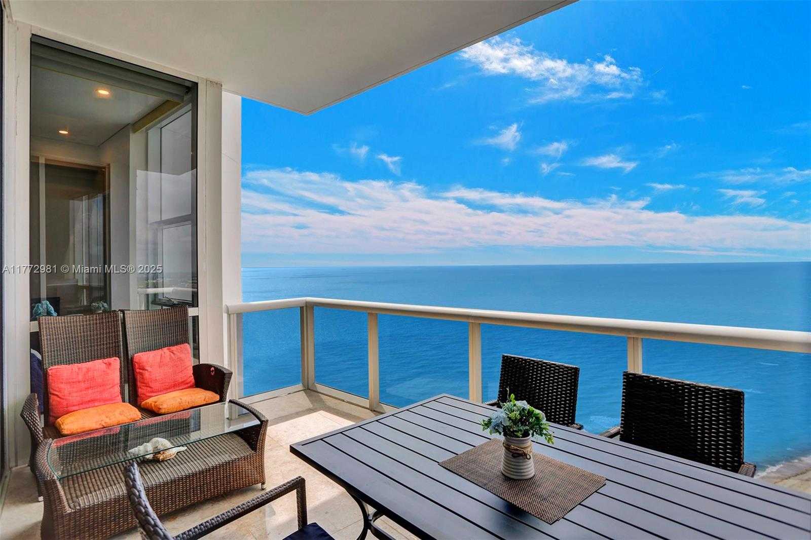 Small Image of 18101 COLLINS AVE #5104, Sunny Isles Beach Number 37