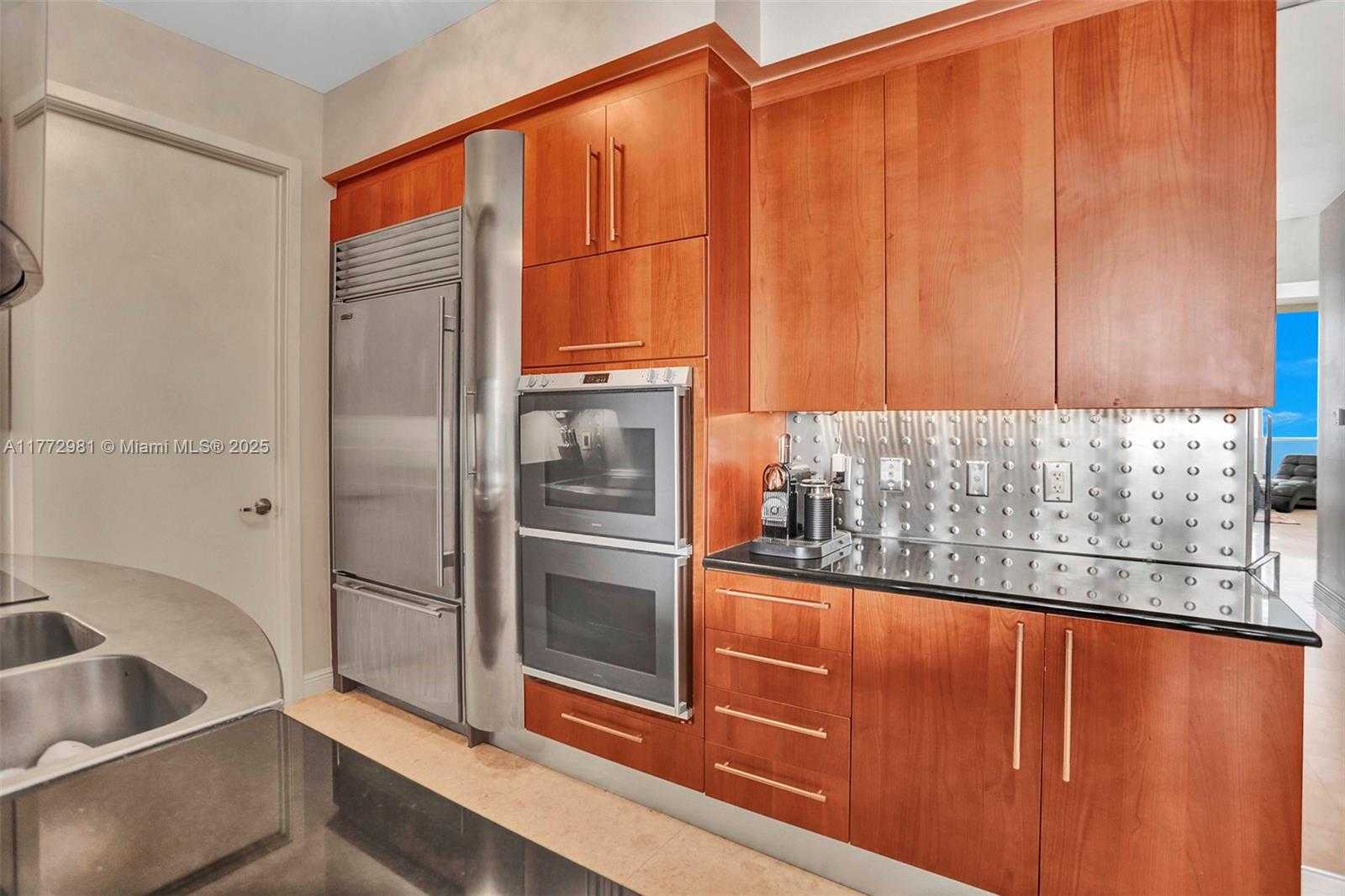 Small Image of 18101 COLLINS AVE #5104, Sunny Isles Beach Number 41