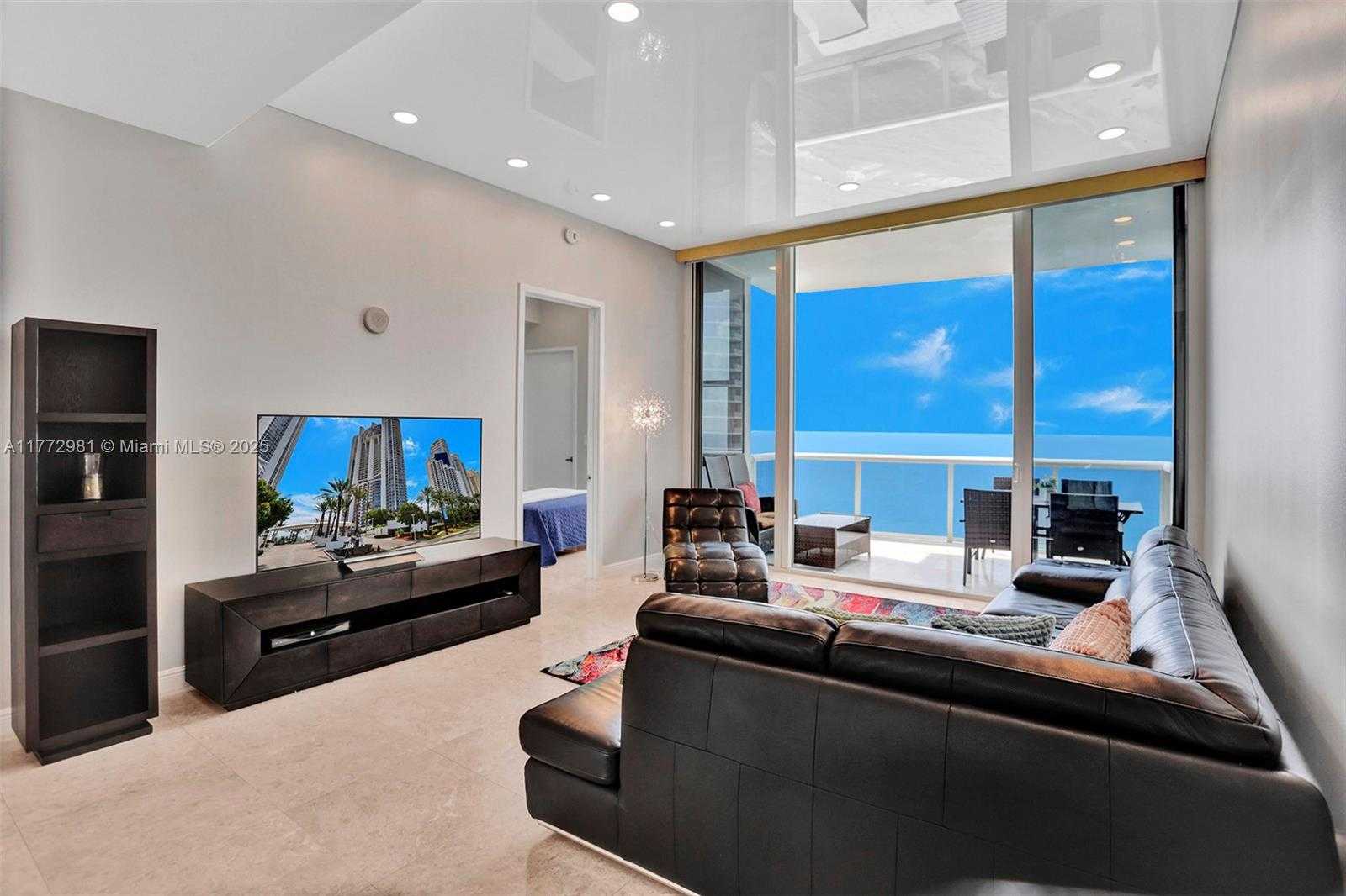 Small Image of 18101 COLLINS AVE #5104, Sunny Isles Beach Number 6