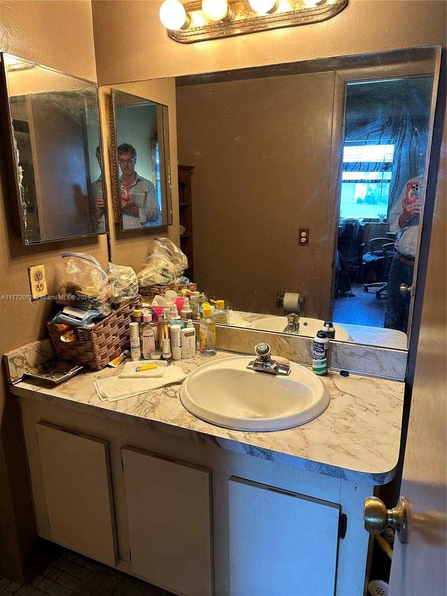 Small Image of 10130 SUNRISE LAKES BLVD #112, Sunrise Number 20