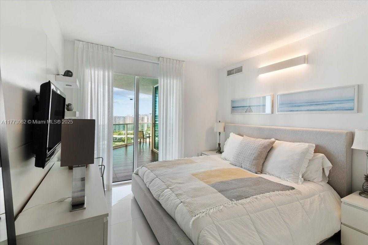 Small Image of 250 SUNNY ISLES BLVD #3-1805, Sunny Isles Beach Number 35