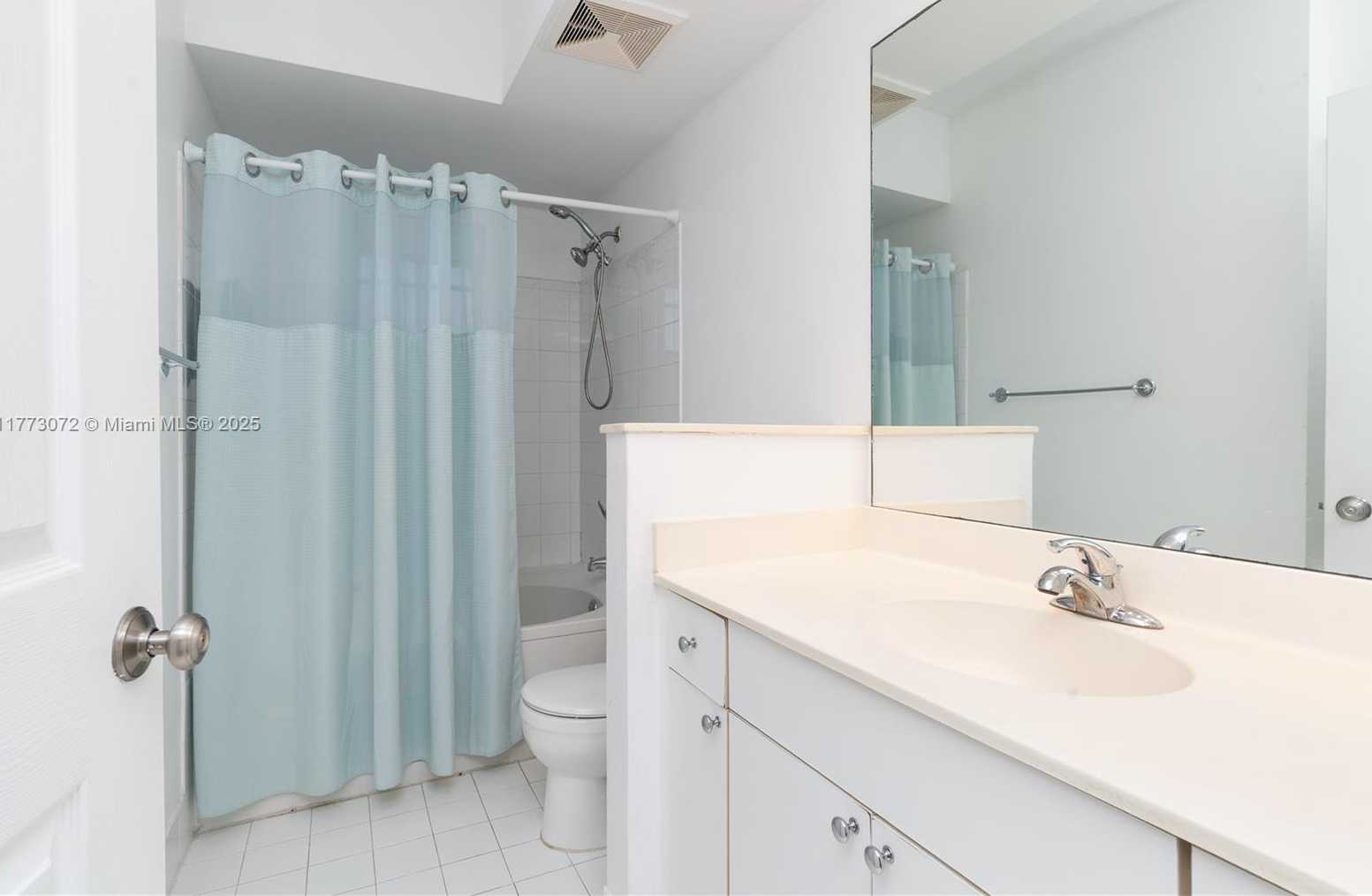 Small Image of 17125 NORTH BAY RD #3104, Sunny Isles Beach Number 25