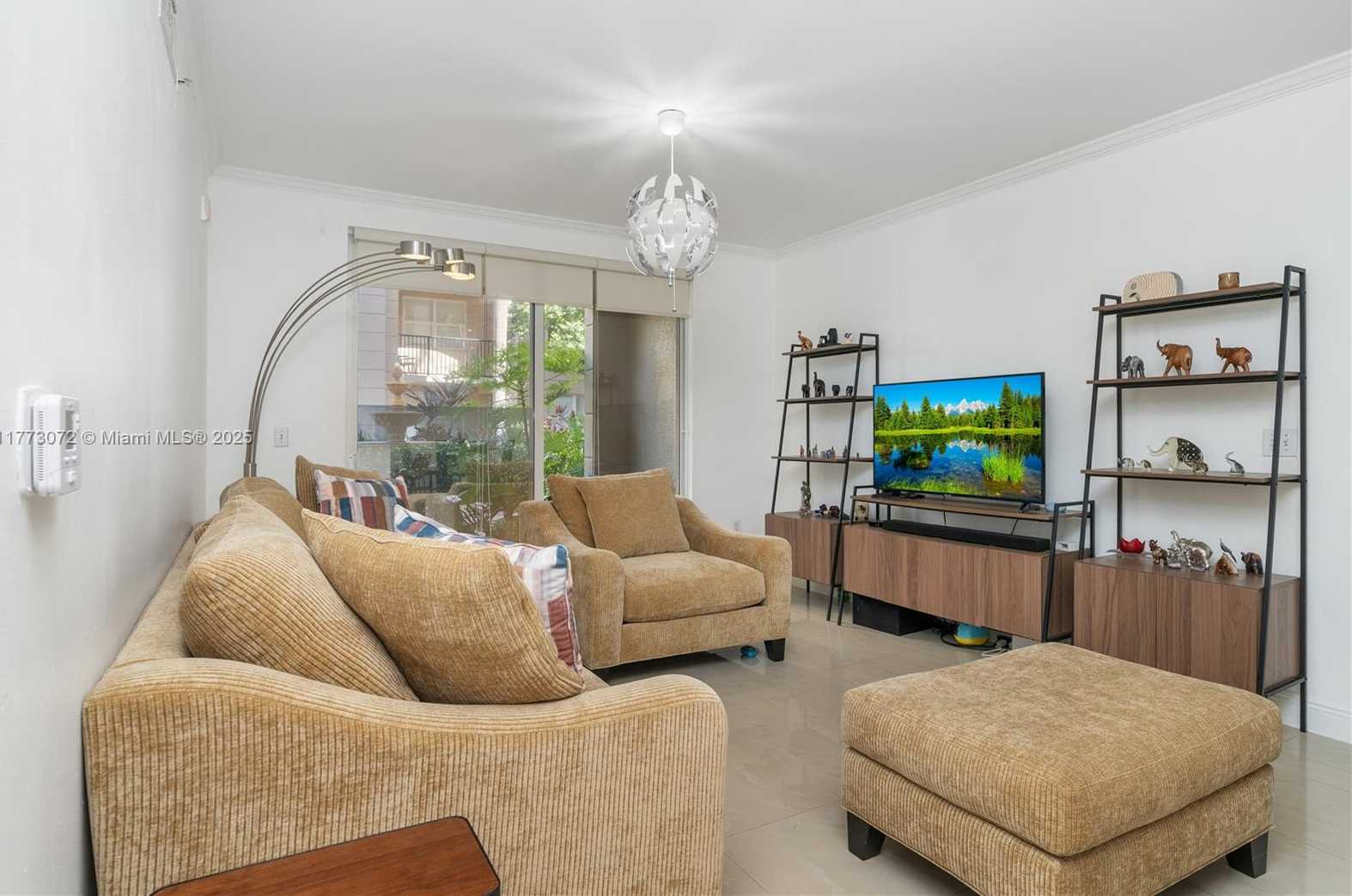 Small Image of 17125 NORTH BAY RD #3104, Sunny Isles Beach Number 4