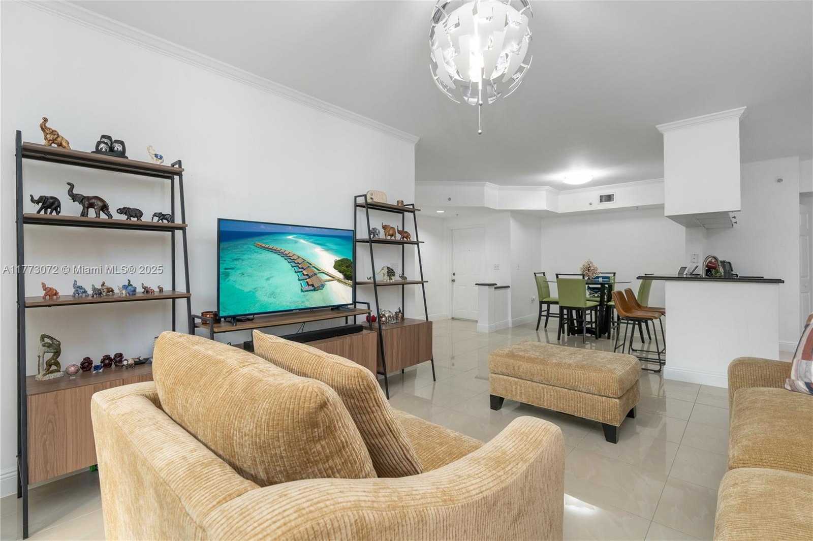 Small Image of 17125 NORTH BAY RD #3104, Sunny Isles Beach Number 5