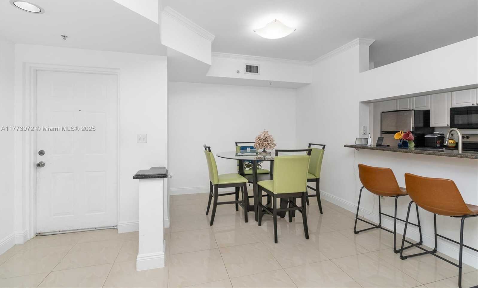 Small Image of 17125 NORTH BAY RD #3104, Sunny Isles Beach Number 7
