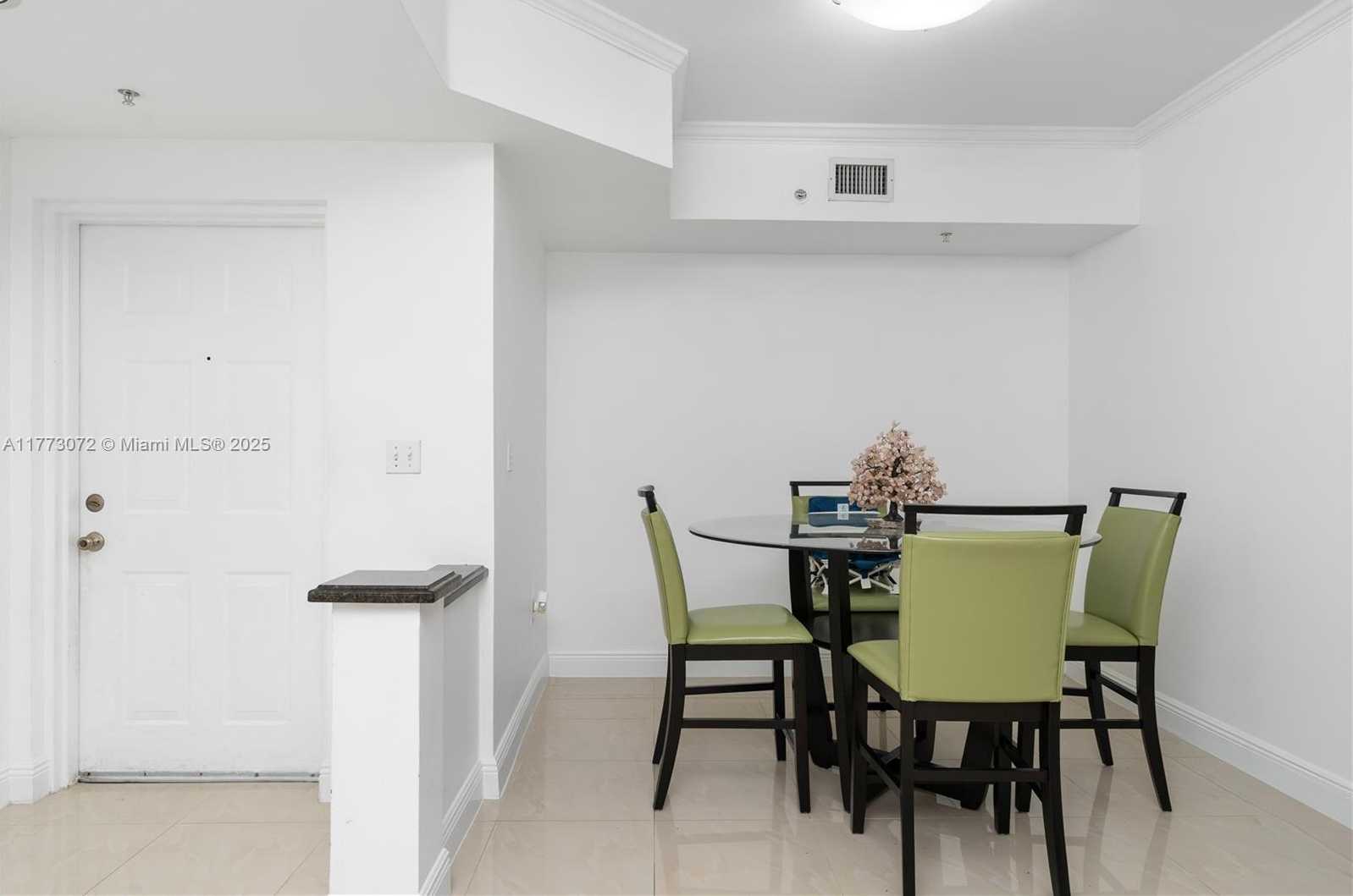 Small Image of 17125 NORTH BAY RD #3104, Sunny Isles Beach Number 8