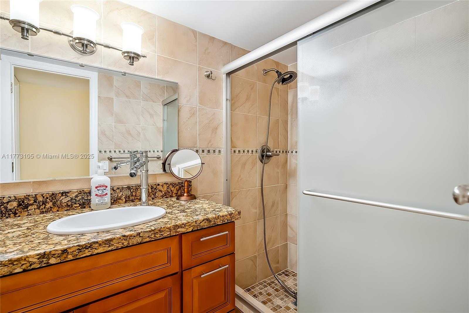 Small Image of 1849 SOUTH OCEAN DR #711, Hallandale Beach Number 15