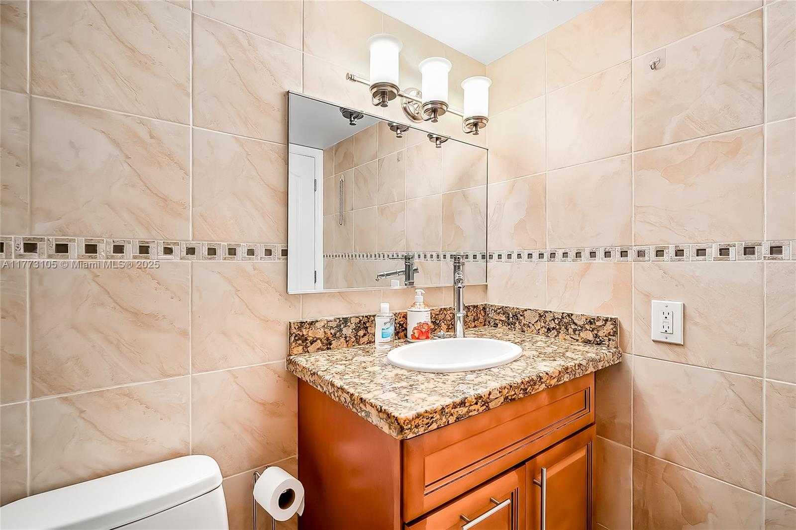Small Image of 1849 SOUTH OCEAN DR #711, Hallandale Beach Number 22