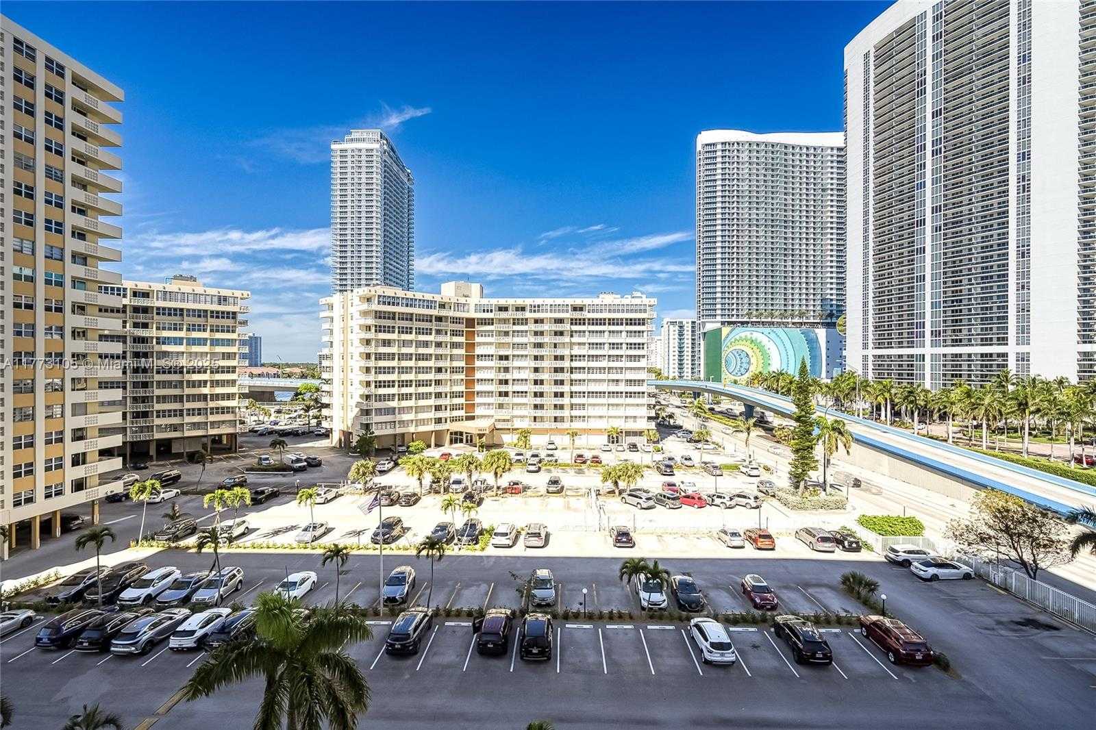 Small Image of 1849 SOUTH OCEAN DR #711, Hallandale Beach Number 24