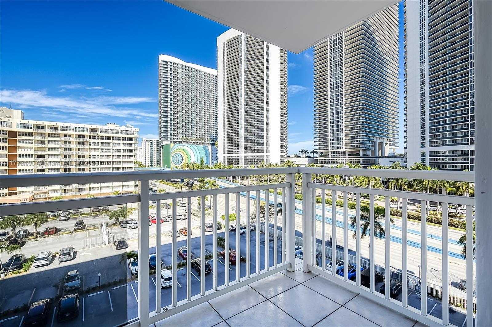 Small Image of 1849 SOUTH OCEAN DR #711, Hallandale Beach Number 25