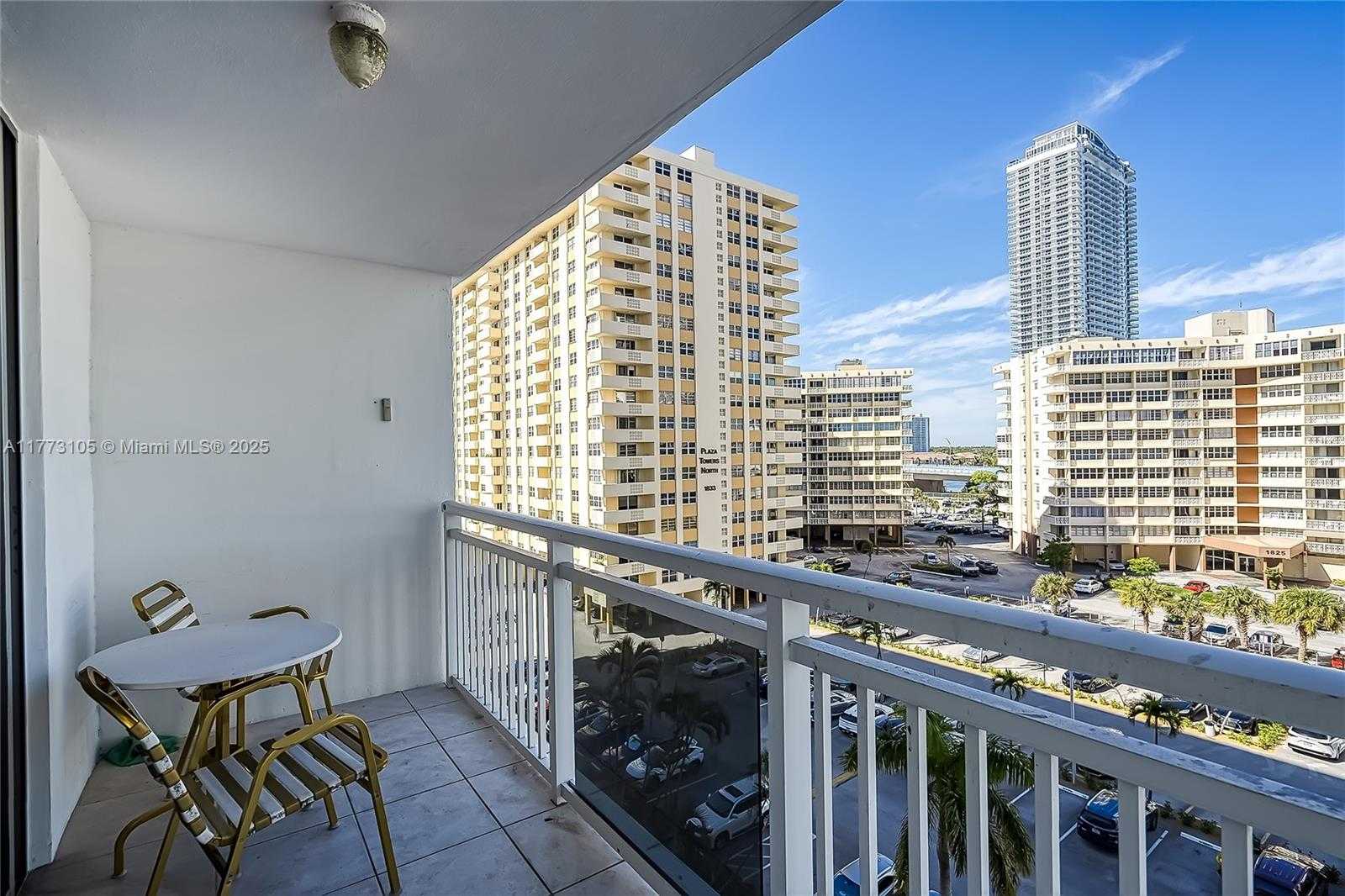 Small Image of 1849 SOUTH OCEAN DR #711, Hallandale Beach Number 26