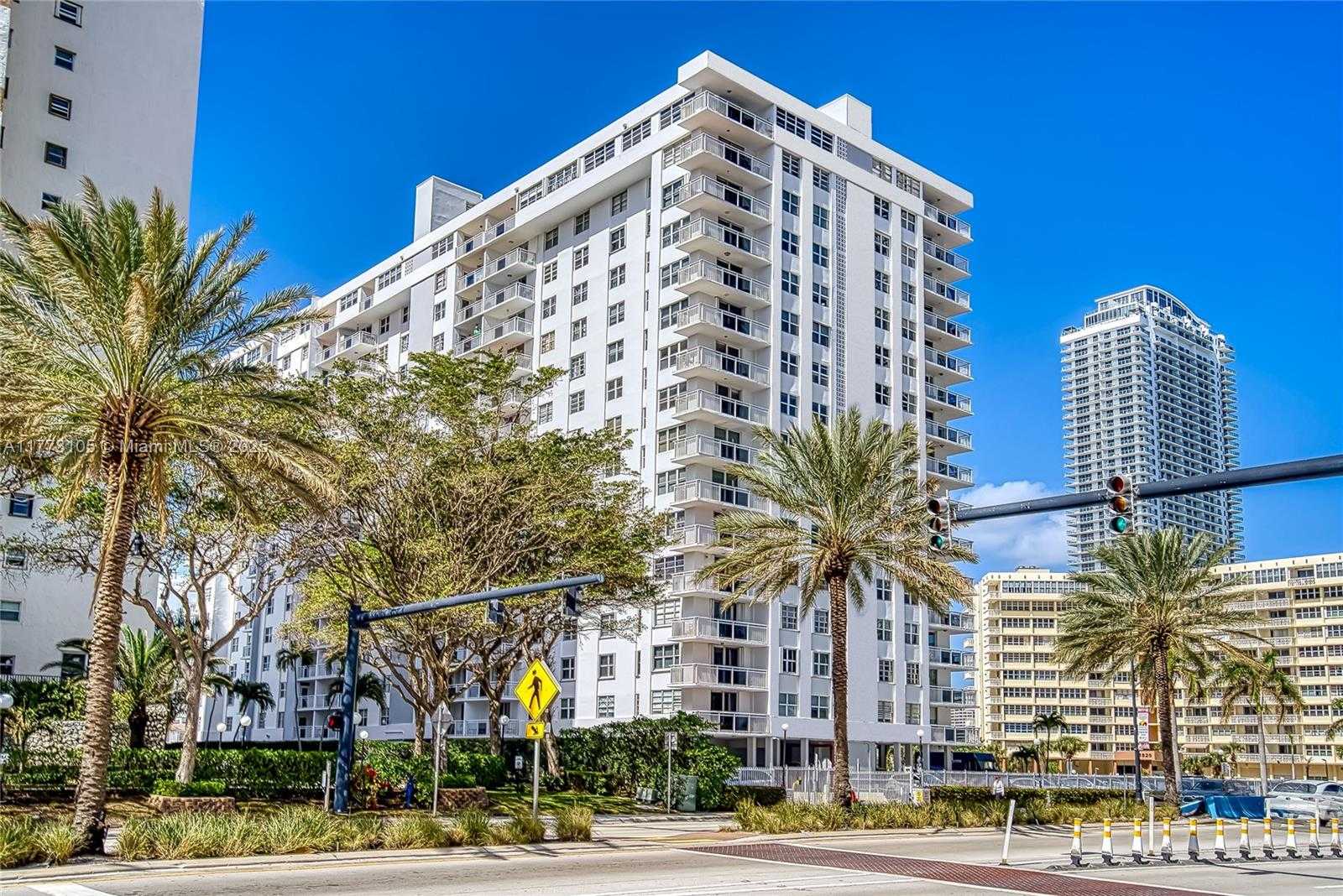 Small Image of 1849 SOUTH OCEAN DR #711, Hallandale Beach Number 38