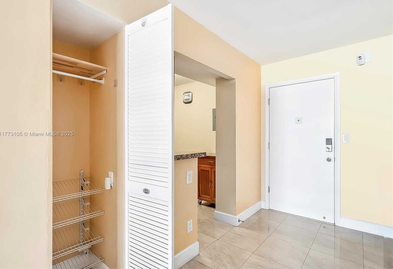 Small Image of 1849 SOUTH OCEAN DR #711, Hallandale Beach Number 4