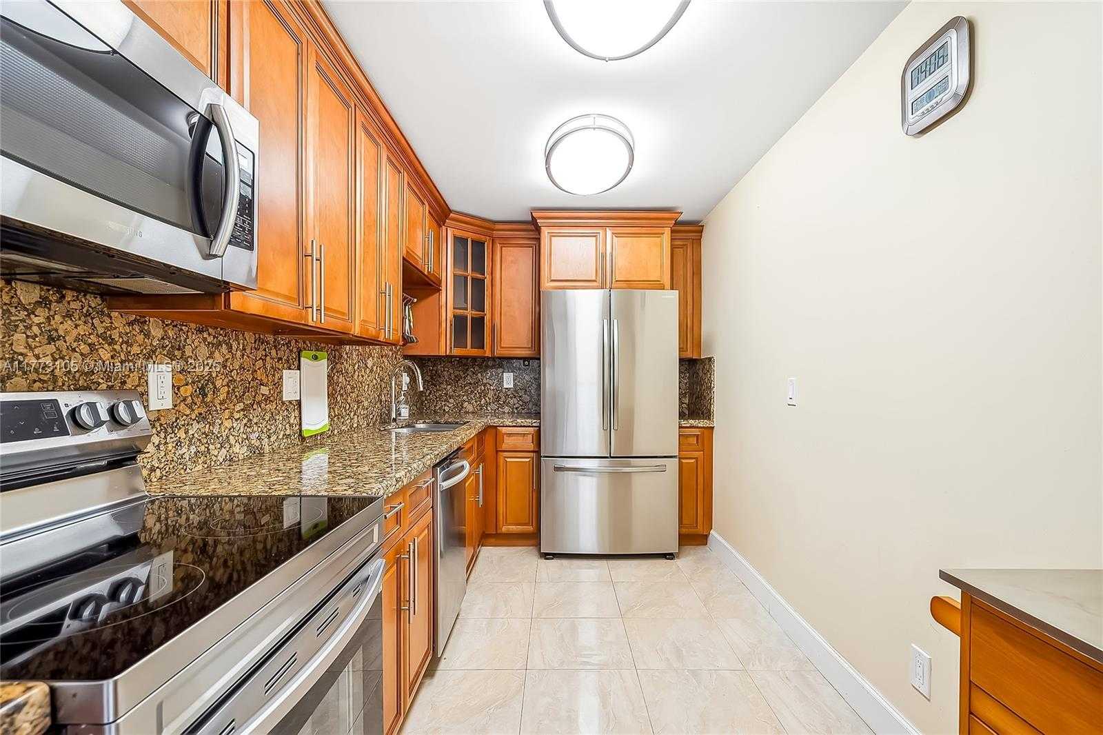 Small Image of 1849 SOUTH OCEAN DR #711, Hallandale Beach Number 5