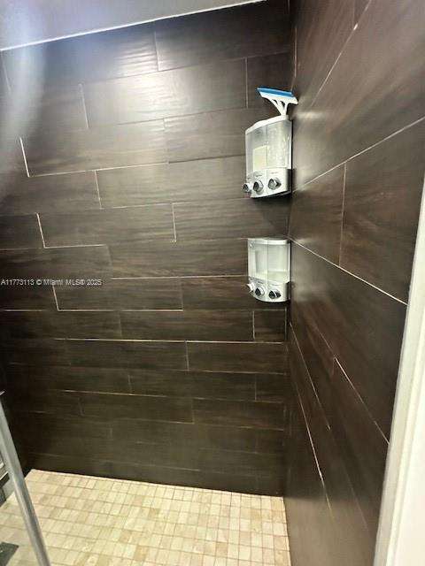 Small Image of 8920 PALM TREE LN #8920, Pembroke Pines Number 54