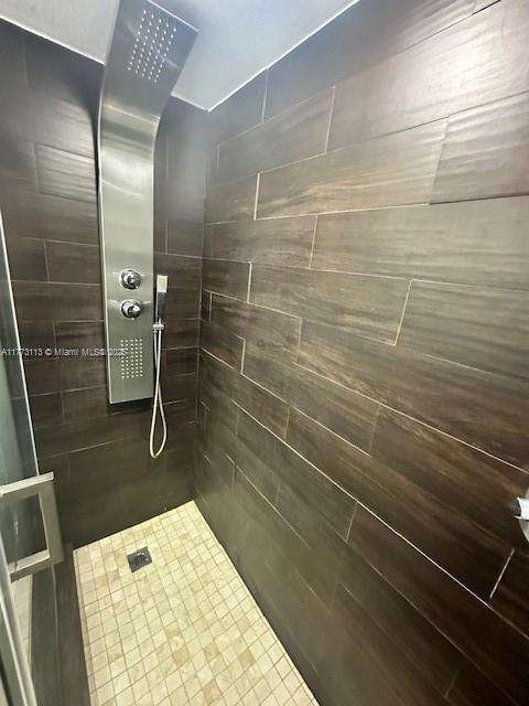 Small Image of 8920 PALM TREE LN #8920, Pembroke Pines Number 55